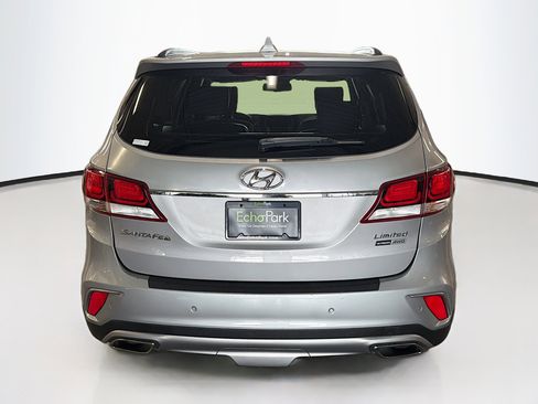 Used 2017 Hyundai Santa Fe Limited AWD/4WD image 7