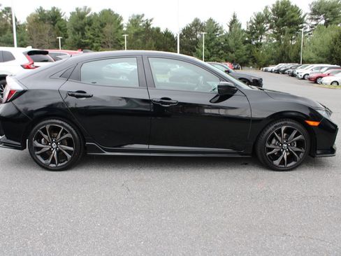 Used 2017 Honda Civic Sport image 10