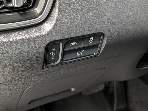 Used 2023 Kia Sorento SX AWD/4WD image 15