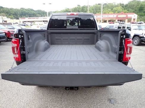 Used 2023 RAM 2500 Laramie AWD/4WD image 7