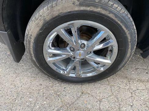 Used 2017 Chevrolet Equinox LT w/ True North Edition AWD/4WD image 27