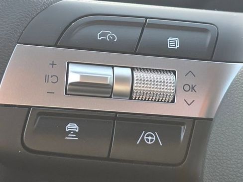 New 2026 Hyundai Tucson SE image 12