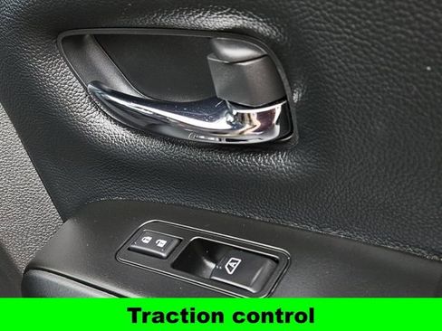 Used 2023 Nissan Titan PRO-4X w/ Pro-4x Convenience Package image 28