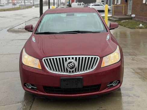 Used 2011 Buick LaCrosse CXL image 3