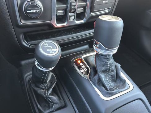 New 2026 Jeep Gladiator Sport image 32