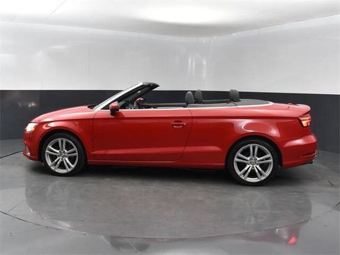 Used 2018 Audi A3 2.0T Premium w/ Convenience Package image 2