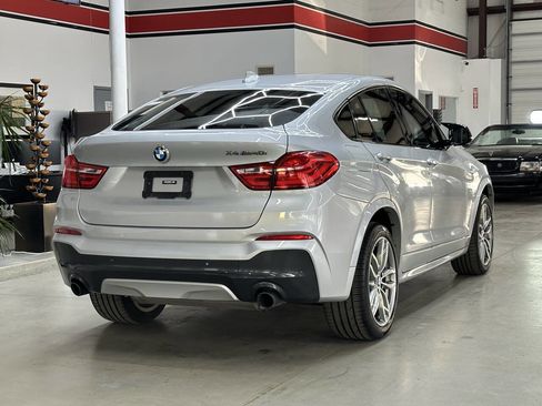Used 2017 BMW X4 M40i w/ Technology Package image 2