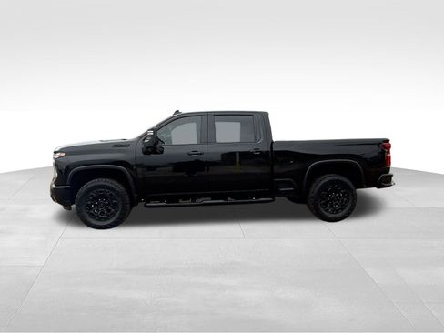 Used 2024 Chevrolet Silverado 3500 LTZ w/ LTZ Plus Package image 11
