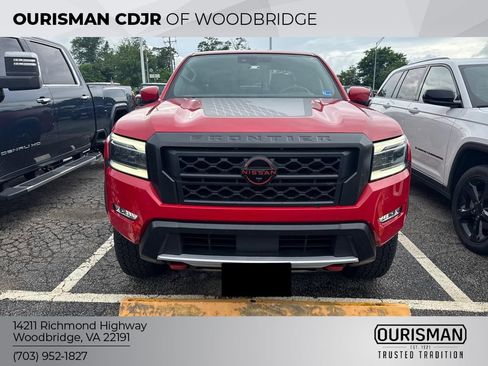 Used 2024 Nissan Frontier PRO-4X w/ Pro Convenience Package AWD/4WD image 2
