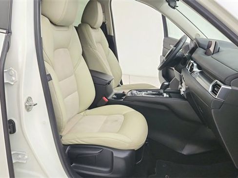 Used 2020 MAZDA CX-5 Touring image 28