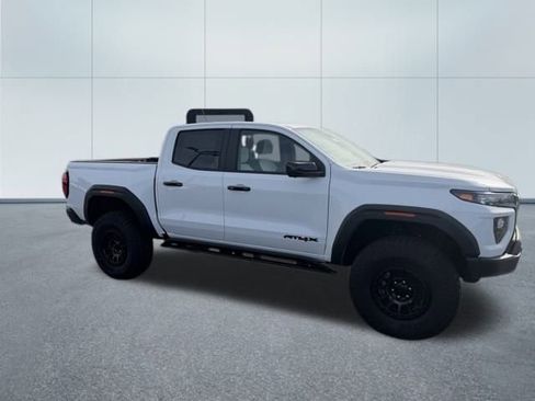 New 2025 GMC Canyon AT4 w/ AT4X AEV Edition image 8