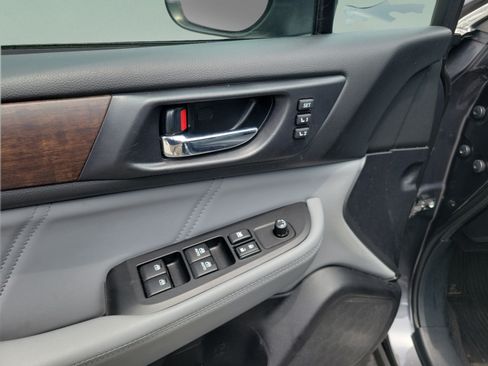 Used 2019 Subaru Outback 2.5i Limited AWD/4WD image 15