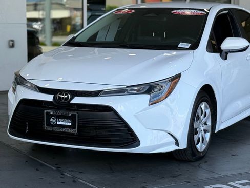 Certified 2025 Toyota Corolla LE image 3
