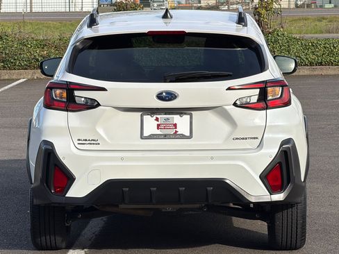 Used 2025 Subaru Crosstrek 2.5i Limited w/ Crosstrek Mirror Package image 5