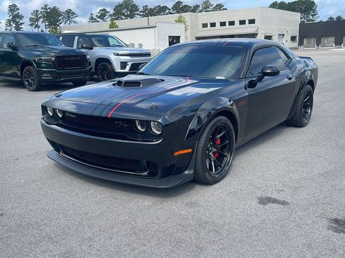 Used 2023 Dodge Challenger R/T Scat Pack RWD image 3