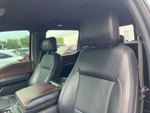 Used 2021 Ford F150 Lariat image 10