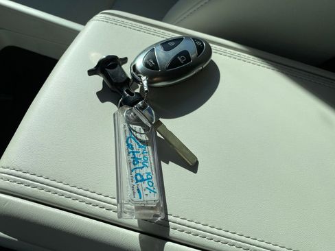 Used 2025 Hyundai Santa Fe SEL image 21