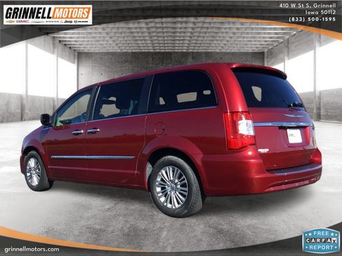 Used 2015 Chrysler Town & Country Touring-L w/ Driver Convenience Group FWD image 7