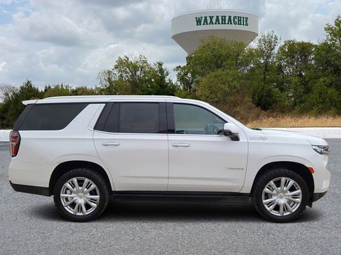 Used 2023 Chevrolet Tahoe High Country image 3
