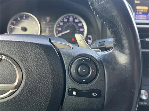 Used 2015 Lexus IS 250 image 16