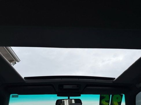 Used 1995 Mercedes-Benz E 320 Sedan image 13