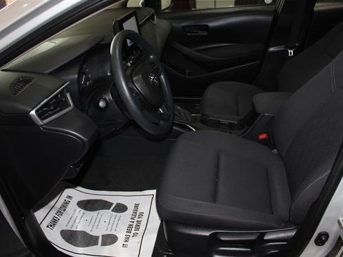 Used 2024 Toyota Corolla LE image 18