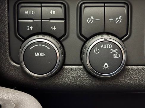 Used 2024 Chevrolet Tahoe RST w/ Luxury Package image 26