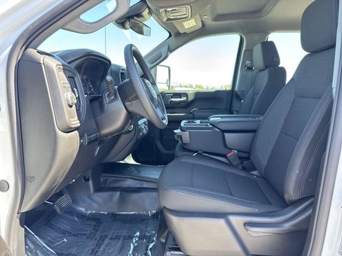 New 2026 GMC Sierra 2500 Pro RWD image 18