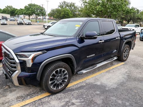 Used 2022 Toyota Tundra Limited w/ Power Package RWD image 3