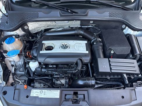 Used 2012 Volkswagen Beetle 2.0T image 14