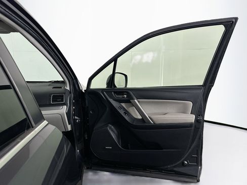 Used 2016 Subaru Forester 2.5i Limited w/ Popular Package #1 image 32