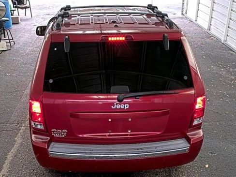 Used 2006 Jeep Grand Cherokee Limited image 9