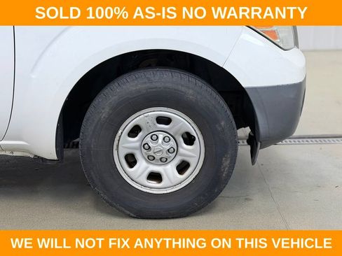 Used 2015 Nissan Frontier S RWD image 5