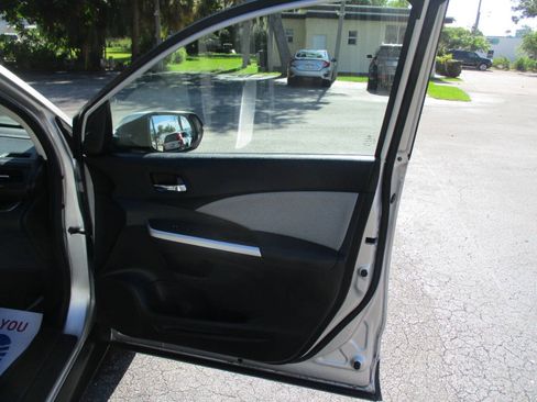 Used 2015 Honda CR-V Touring image 29