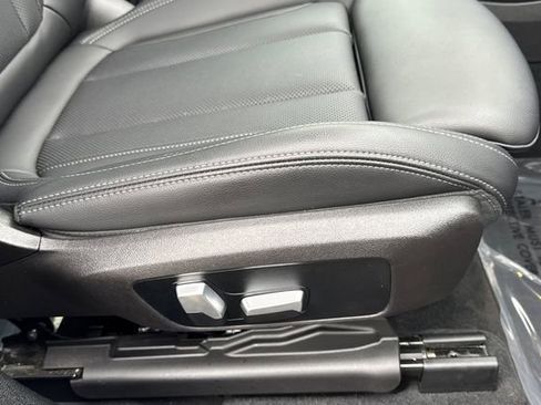 Used 2022 BMW X3 M40i w/ Premium Package image 23