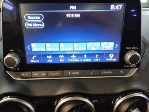 Used 2023 Nissan Sentra SV FWD image 25