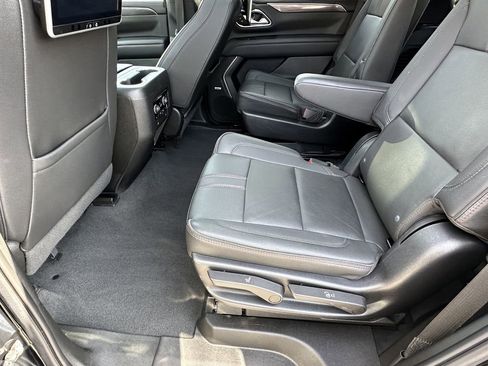 Used 2022 Chevrolet Tahoe RST w/ Luxury Package image 26