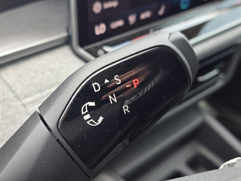 New 2026 Volkswagen Tiguan S FWD image 18