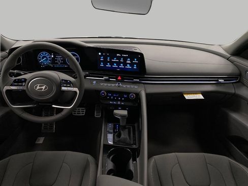 New 2026 Hyundai Elantra Sport FWD image 20