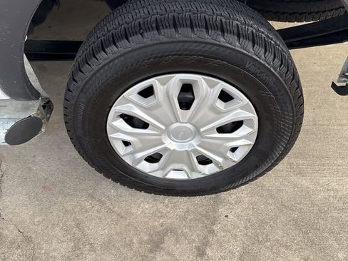 Used 2024 Ford Transit 250 Low Roof w/ Exterior Upgrade Package image 9