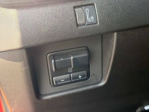 Used 2023 GMC Canyon Elevation w/ Convenience Package AWD/4WD image 26
