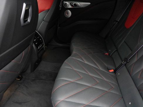 Used 2024 BMW XM Label Red image 39