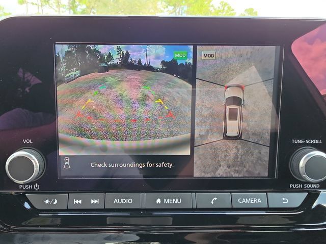 Used 2023 Nissan Pathfinder Rock Creek AWD/4WD image 18