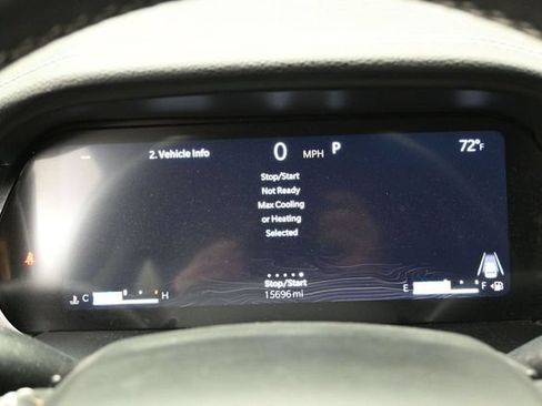 Used 2023 Jeep Grand Cherokee Limited w/ Black Appearance Package AWD/4WD image 30