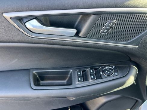 Used 2021 Ford Edge SEL w/ Convenience Package image 10