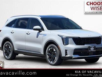New 2025 Kia Sorento S