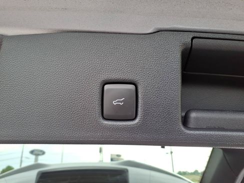 Used 2024 Ford Escape ST-Line w/ Tech Pack #1 FWD image 14