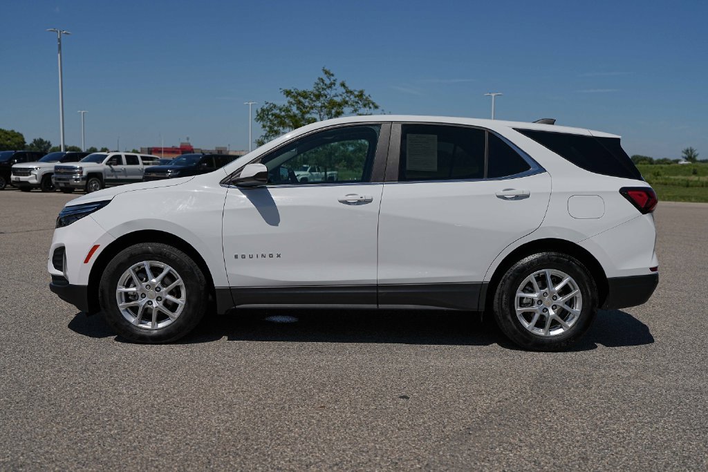 Used 2024 Chevrolet Equinox LT AWD/4WD image 11