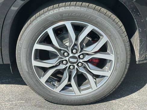 New 2025 Cadillac XT6 Sport w/ Technology Package image 5