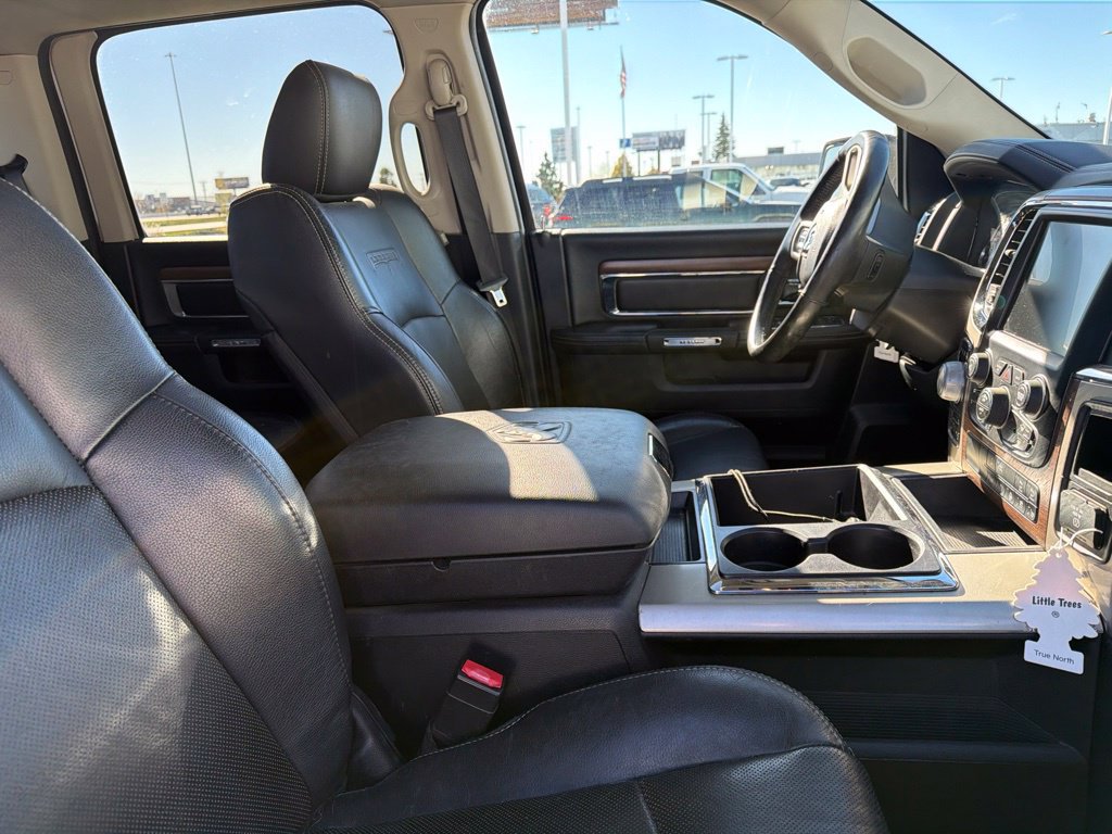 Used 2015 RAM 1500 Laramie w/ Convenience Group AWD/4WD image 42